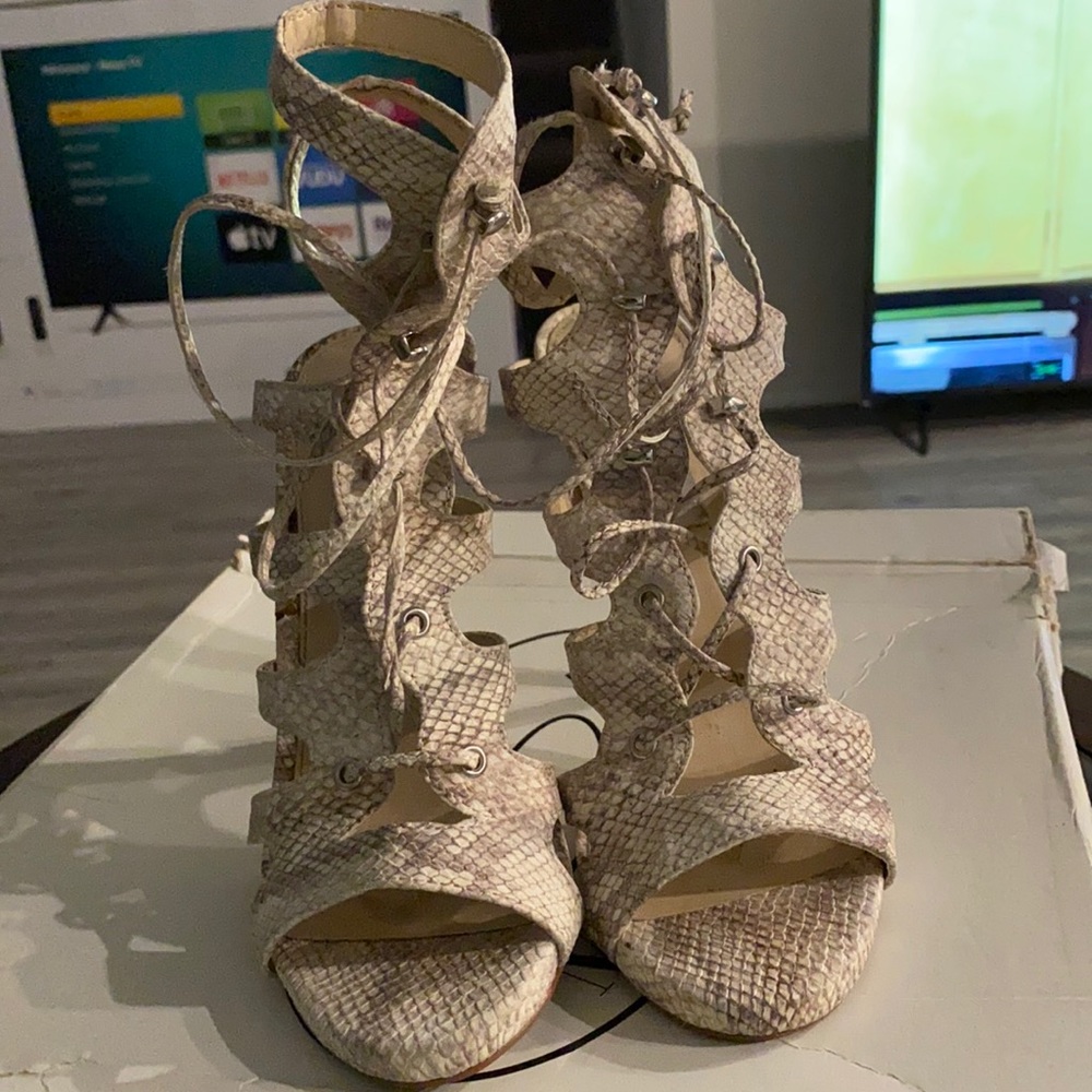 Steve Madden Heel